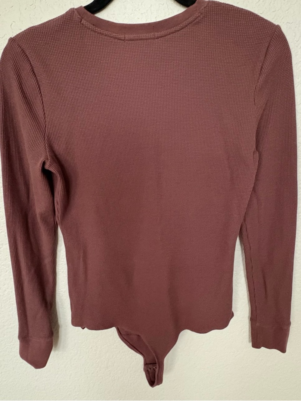 NUUDS Chocolate Ribbed Long Sleeve Large Crewneck Bodysuit - Picture 2 of 7
